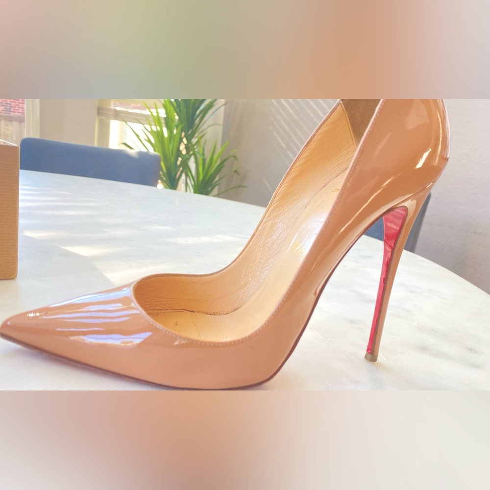 💯Authentic Christian Louboutin So Kate. Great condition worn couple times only!